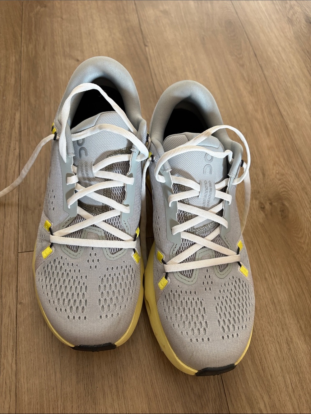 EUC On Clouds shoes- Size 9.5